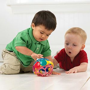 Đồ chơi ảnh hưởng tới con trẻ như thế nào tới trẻ?