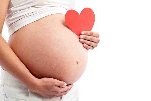Tại sao mẹ bầu cần thai giáo sớm?